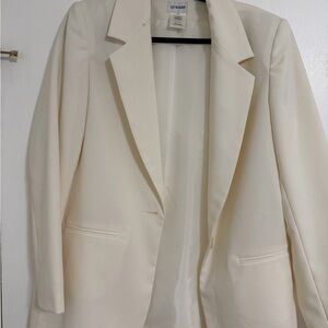 Liz Baker Women's Elegant Off-White Blazer